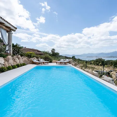Capo Coda Cavallo Piscina Privata