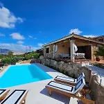 Villa Capo Coda Cavallo Piscina Privata San Teodoro (Sardinia)