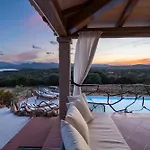 Capo Coda Cavallo Piscina Privata Villa San Teodoro (Sardinia)