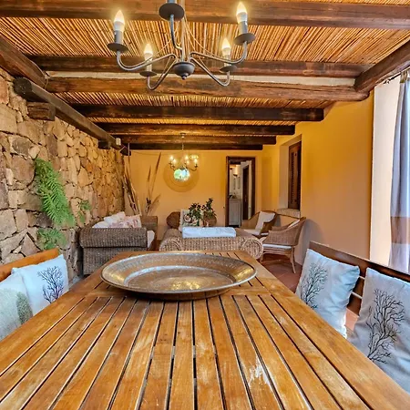 Capo Coda Cavallo Piscina Privata סאן תאודורו