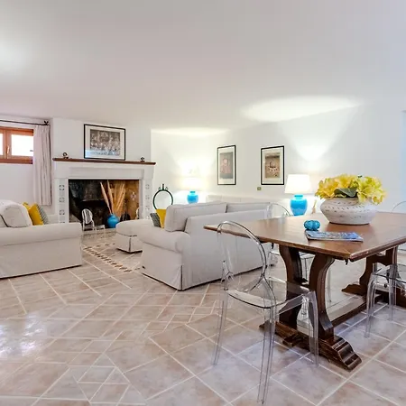 Capo Coda Cavallo Piscina Privata San Teodoro (Sardinia)