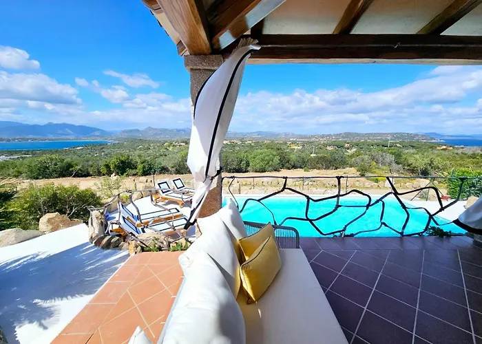 Villa Capo Coda Cavallo Piscina Privata San Teodoro (Sardinia)